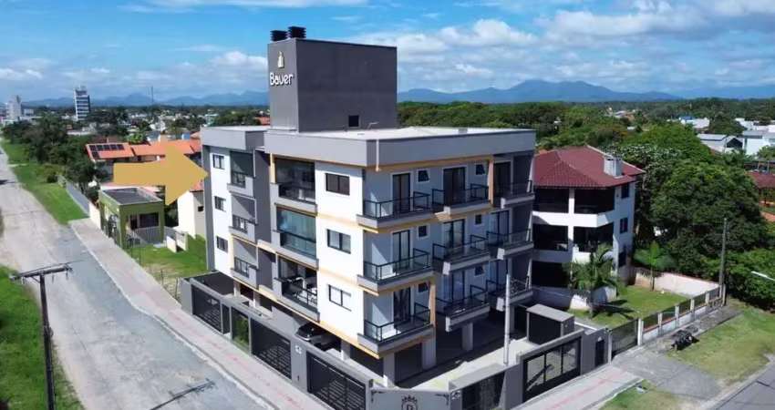 Apartamento mobiliado com 03 quartos na barra do saí em itapoá sc