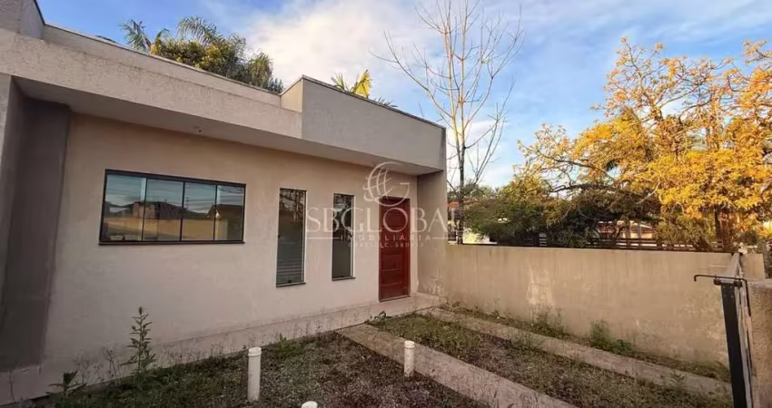 Casa próximo ao centro comercial  no balneário santa clara em itapoá-sc