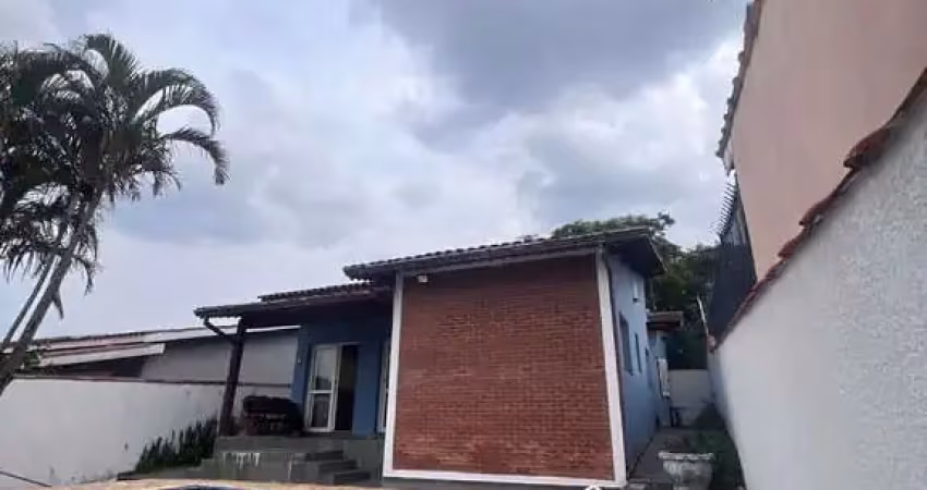 Sobrado com 4 dormitórios à venda, 200 m² por R$ 900.000,00 - Jardim dos Pinheiros - Atibaia/SP