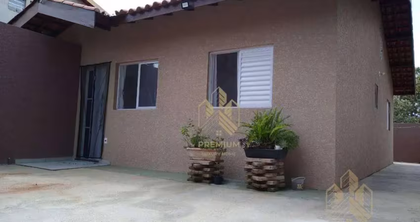 Casa com 2 dormitórios à venda, 54 m² por R$ 405.000,00 - Jardim Santo Antônio - Atibaia/SP