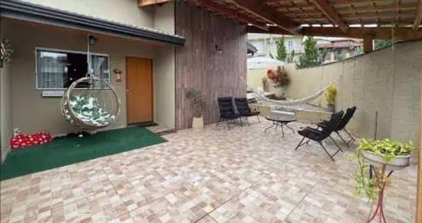 Casa com 3 dormitórios à venda, 120 m² por R$ 850.000,00 - Jardim Maristela - Atibaia/SP