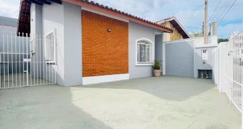 Casa com 2 dormitórios à venda, 64 m² por R$ 460.000,00 - Alvinópolis - Atibaia/SP