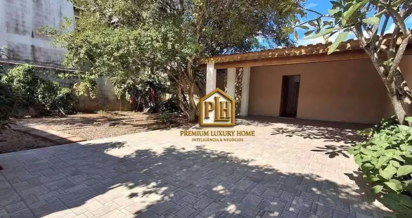 Casa térrea com 3 dormitórios, 1 suíte à venda, 172 m² por R$ 850.000 - Parque das Nações - Atibaia/SP