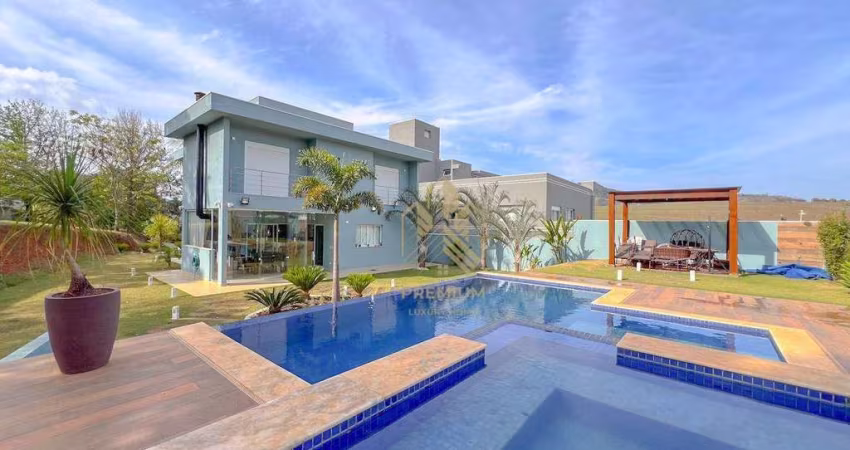 Excelente casa com 4 Suites, 4 vagas de garagem, condomínio fechado