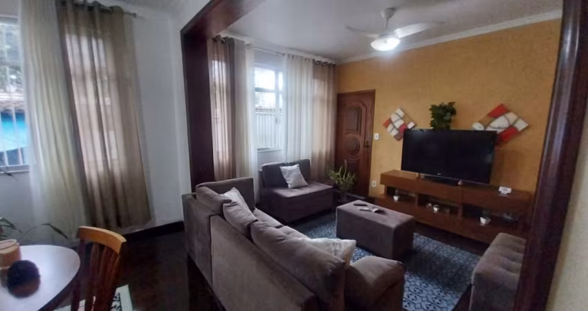 Casa Ampla com Piscina, Terraço e área Gourmet em Localização Privilegiada no RJ – Aceita Financiamento!