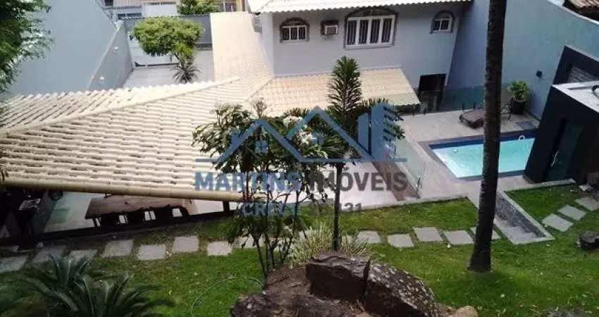 Casa de alto padrão em bangu –3 quartos, área gourmet e muito quintal