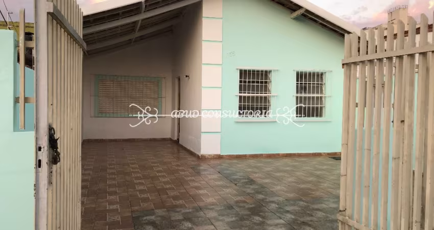 CASA DE 3 DORMITÓRIOS COM EDÍCULA