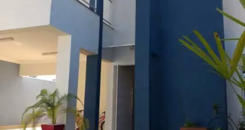 CASA DE 290M² DE ÁREA CONSTRUÍDA COM 3 DORMITÓRIOS, SENDO 1 SUÍTE NO BAIRRO DA COLÔNIA EM JUNDIAÍ SP ***ESTUDA PERMUTA POR IMÓVEL DE MENOR VALOR ***