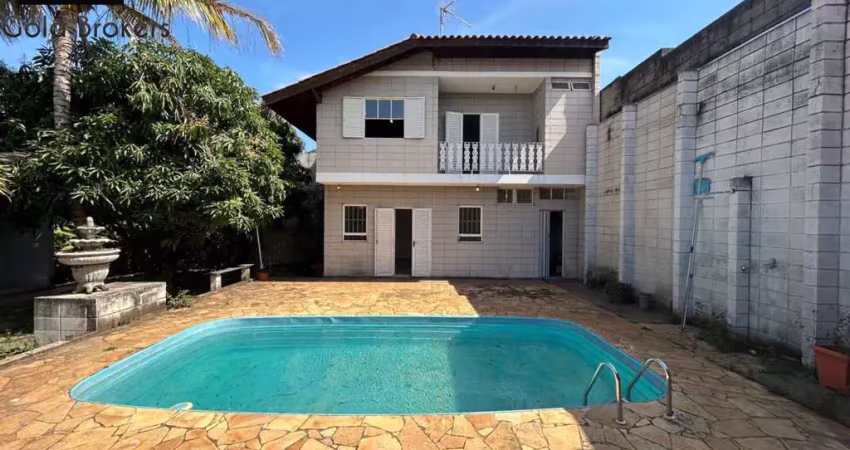 Casa de 536m² de área construída com 4 dormitórios e edícula no condomínio jardim europa em jundiaí - sp