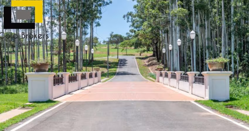 Terreno de 450m² em condomínio na Riviera de Santa Cristina III, Itaí-SP!