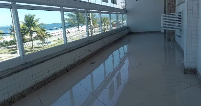 Lindo apartamento em frente ao MAR
