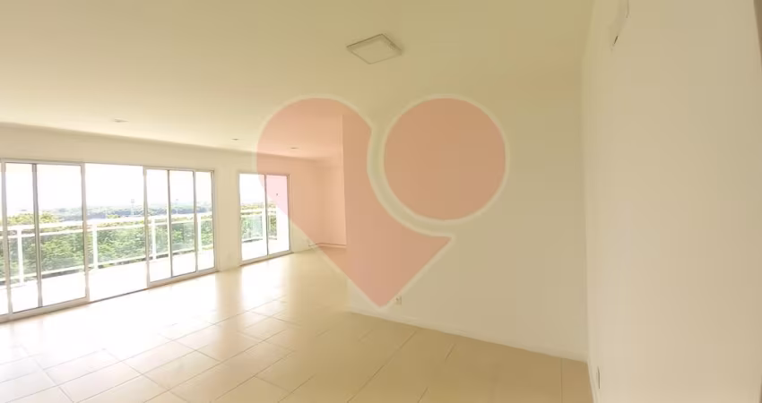 Aluga-se apartamento 3 suítes na Barra da Tijuca