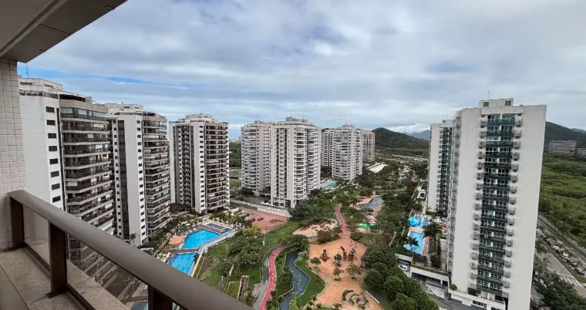 Belissimo apartamento 3 suites ilha pura