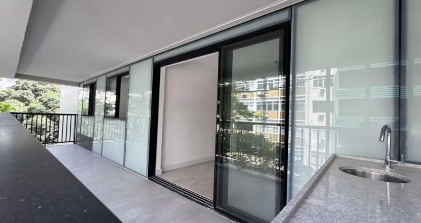 Maravilhoso apartamento 3 quartos no leblon na zona sul - rj