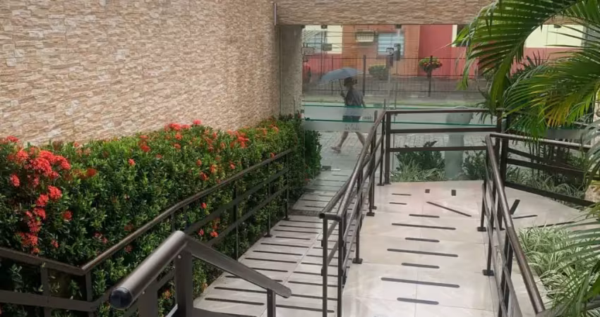 Apartamento com 02 quartos e suite no bairro da várzea-recife/pe
