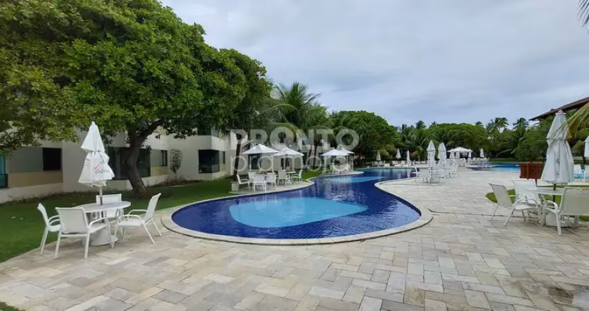 Excelente flat mobiliado localizado em carneiros com 46,15m², condomínio beira mar.
