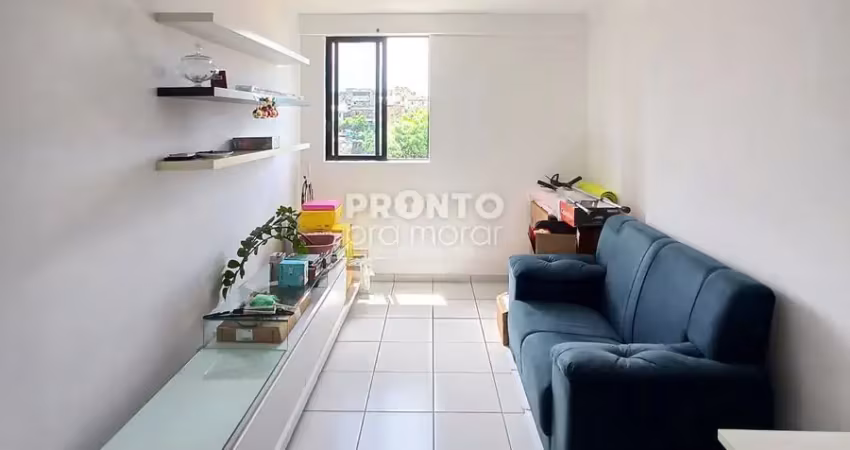 Lindo apartamento i 1 quarto i em casa amarela i vaga coberta