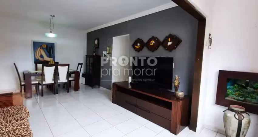 Apartamento com excelente localização em boa viagem, próximo ao mar.
