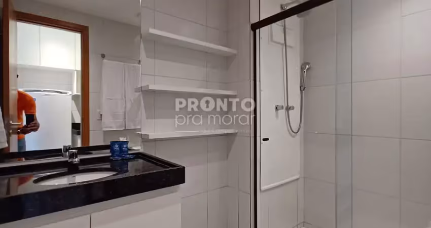 Excelente flat  localizado em muro alto, com 30,11m² de área útil.