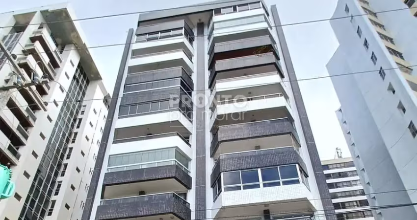 Apartamento com 4 quartos sendo 1 suite e varanda em excente localização - boa viagem