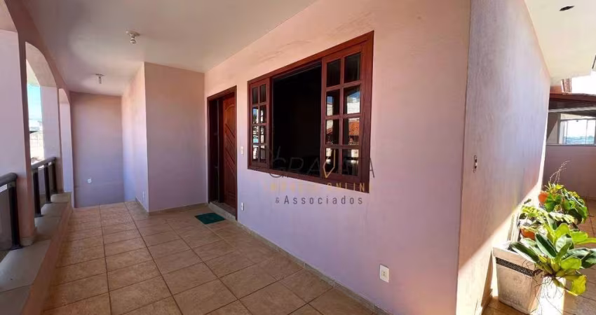 Casa com 5 dormitórios à venda, 488 m² por R$ 1.350.000,00 - Rezende - Varginha/MG