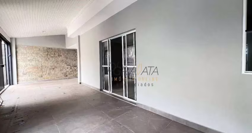 Casa com 3 dormitórios à venda, 187 m² por R$ 720.000,00 - Bom Pastor - Varginha/MG