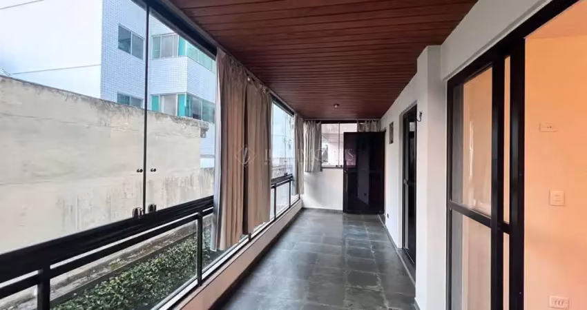 Alugo apartamento padrão com 2 quartos no recreio dos bandeirantes