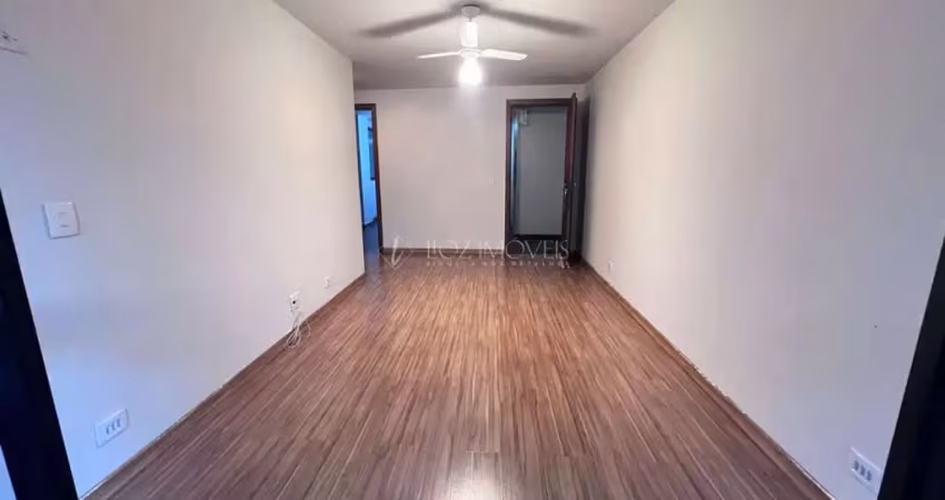 Alugo apartamento padrão com 2 quartos no recreio dos bandeirantes