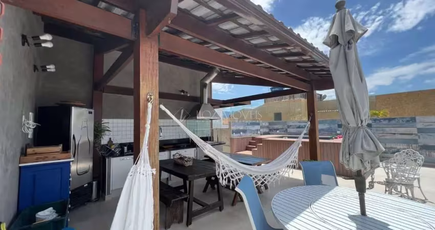 Vendo cobertura duplex no recreio dos bandeirantes, com 3 quartos e área gourmet com piscina