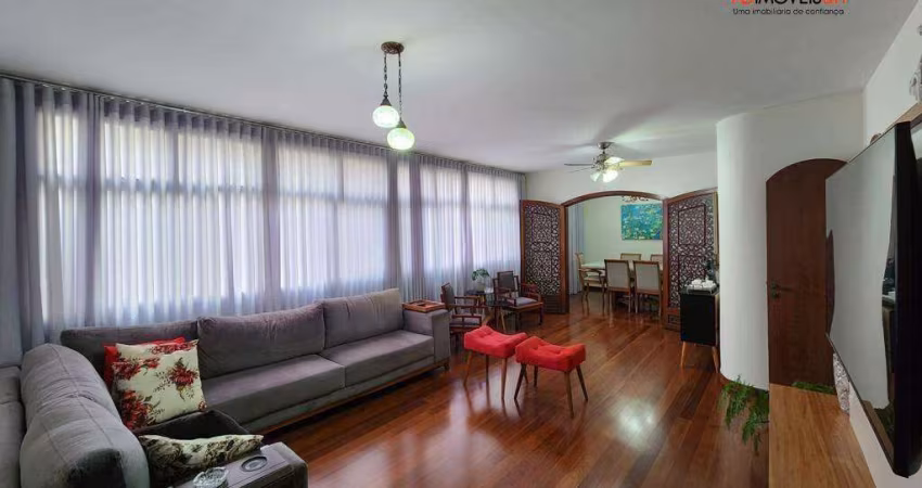 Apartamento com área de 180m², 04 quartos sendo 01 suíte, 03 vagas de garagem, prédio com lazer completo no bairro Lourdes