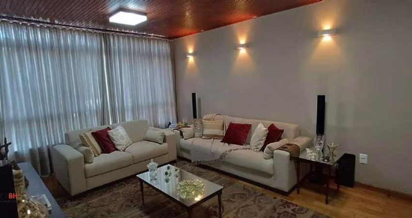 Apartamento com área de 110m², com 03 quartos, 01 vaga, no bairro Funcionários.
