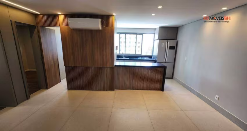 Apartamento com área de 64m², 02 quartos, 01 suíte, 02 vagas de garagem, no Funcionários. Prédio com lazer completo.