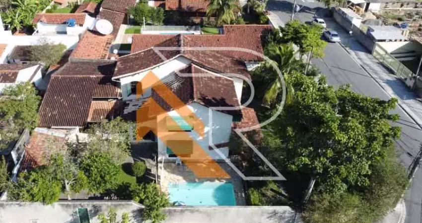 Casa com 4 quartos à venda na Rua Madri, Piratininga, Niterói