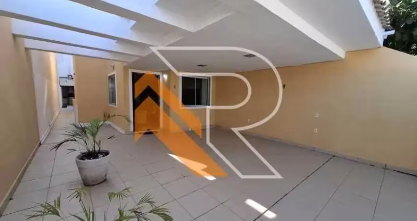 Casa com 3 quartos à venda na Rua Demócrito da Cunha Silveira, Piratininga, Niterói