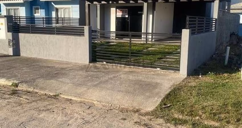 Sobrado, 3 dormitórios na praia Garopaba-SC