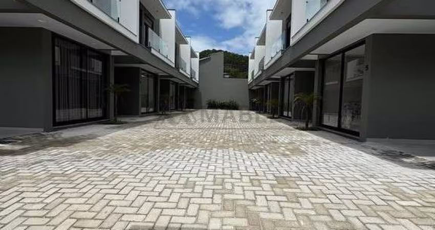 Casa 2 Suites Bairro J. Panorâmico Garopaba SC