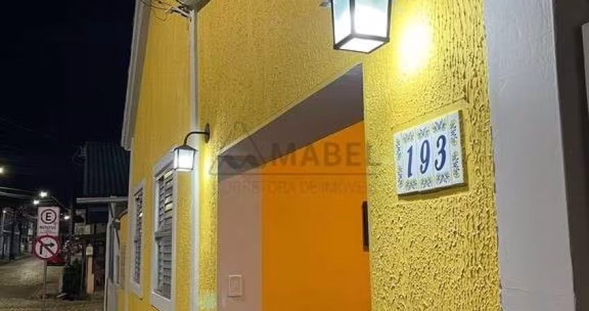 Vendo casa no Centro Histórico- Garopaba