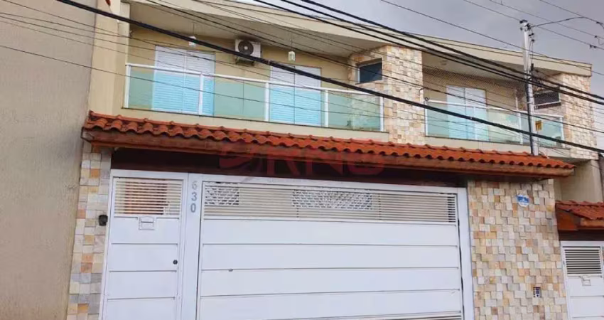 Sobrado à venda na Vila Diva