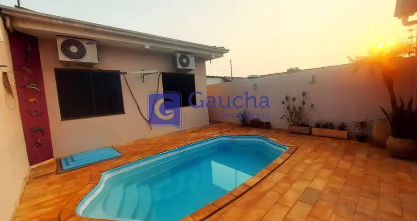 Casa com 3 quartos à venda no Coqueiral, Cascavel 