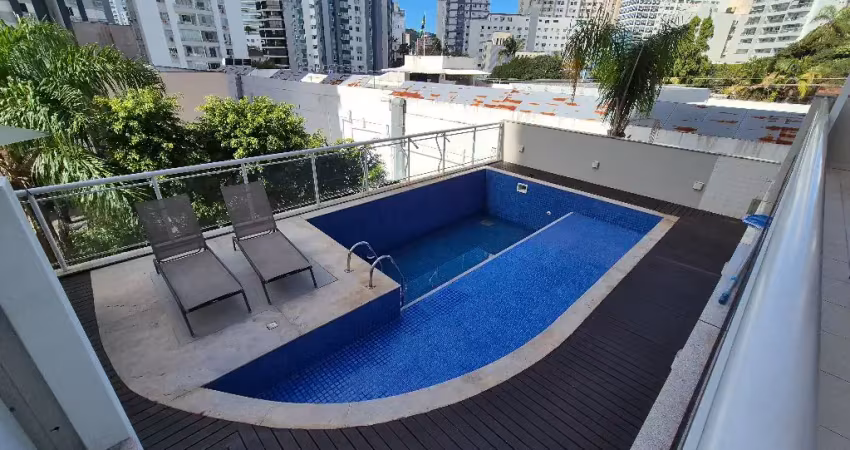 Apartamento 2 dormitórios a venda no centro de florianópolis, sacada com vista mar, próximo ao parque da luz