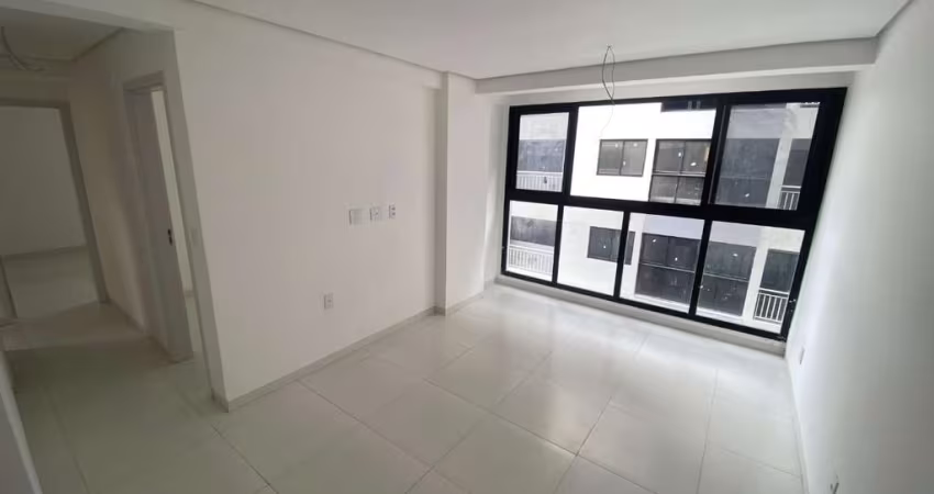 Apartamento com 3 dormitórios para alugar, 66 m² por R$ 2.343/mês - Uruguai - Teresina/PI
