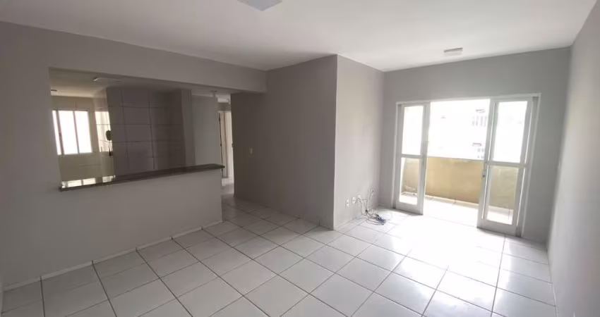 Apartamento com 3 dormitórios à venda, 77 m² por R$ 240.000 - Campestre - Teresina/PI