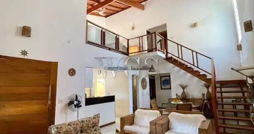 Casa com 4 suítes e piscina à venda em Ubatuba - SP
