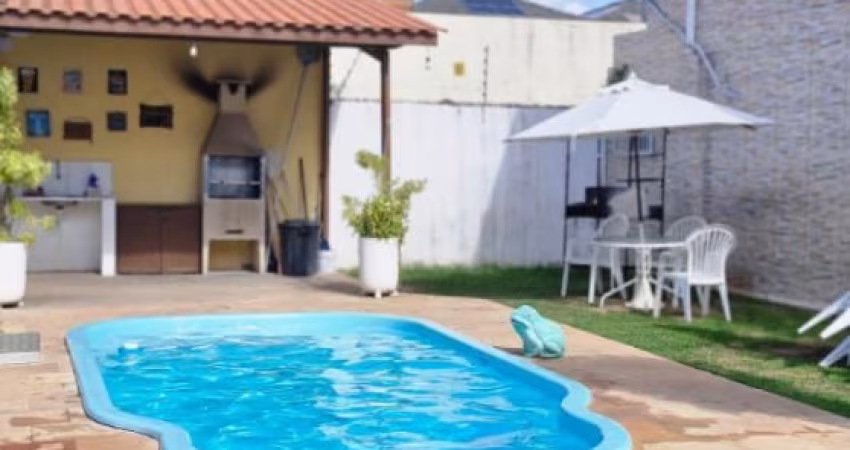 Casa com 3 quartos para alugar na Avenida Amarílio Thiago dos Santos, 877, Centro, Lauro de Freitas