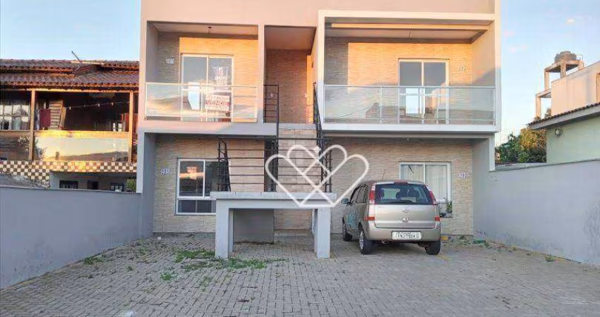 Seu Novo Lar: Apartamento Aconchegante com 2 Dormitórios e Vaga Coberta