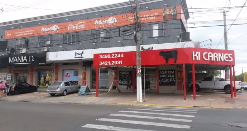 Sala Comercial de 240m² no Bairro Barnabé - Ideal para Restaurante ou Salão de Festas