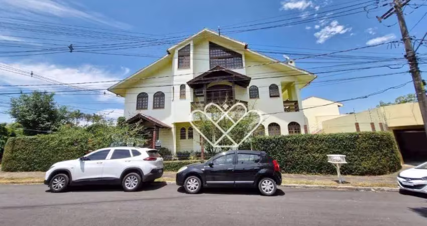 Casa ampla com mezanino e lazer no centro de gravataí - perfeita para sua família