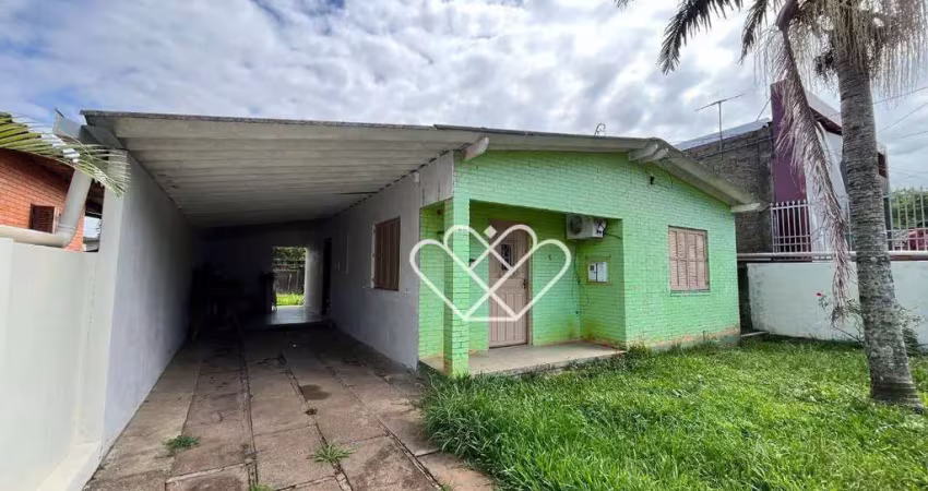 Casa com 2 dormitórios, área de lazer com churrasqueira e lareira: conforto e estilo para sua família