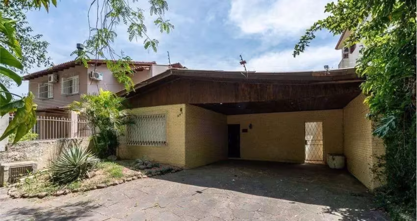 Casa em condomínio fechado com 4 quartos à venda na Rua Saica, Petrópolis, Porto Alegre