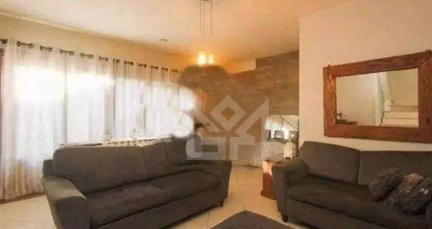 Casa ampla com 4 dormitórios e sótão de 60m² em terreno de 14x30